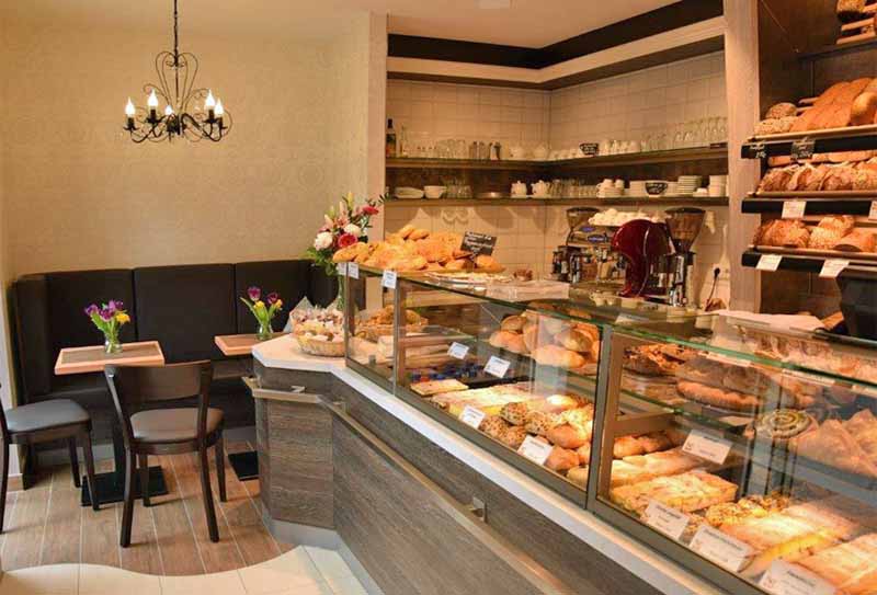 gemütliche Sitzecke für Kaffee, Frühstück, Imbiss