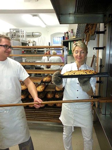 Bäckerei & Konditorei Krahl Inh. Cornelia Marten Stollen backen » Bäckerei & Konditorei Krahl