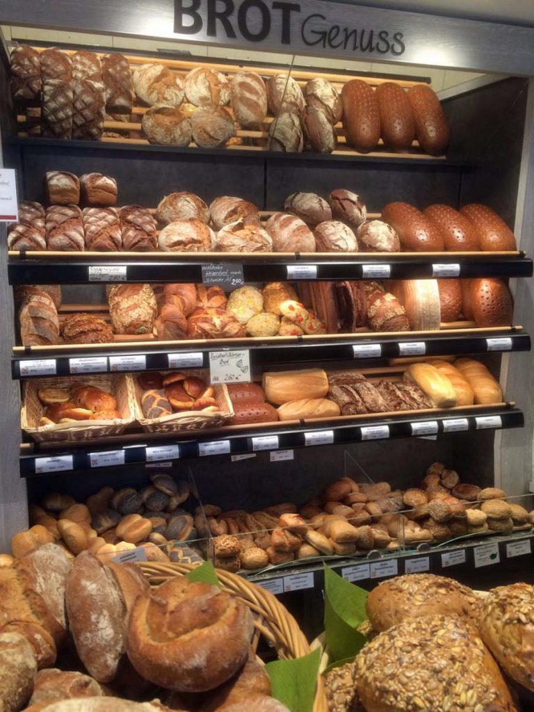 Bäckerei & Konditorei Krahl Inh. Cornelia Marten Krahls Brotgenuss Tag für Tag » Bäckerei & Konditorei Krahl
