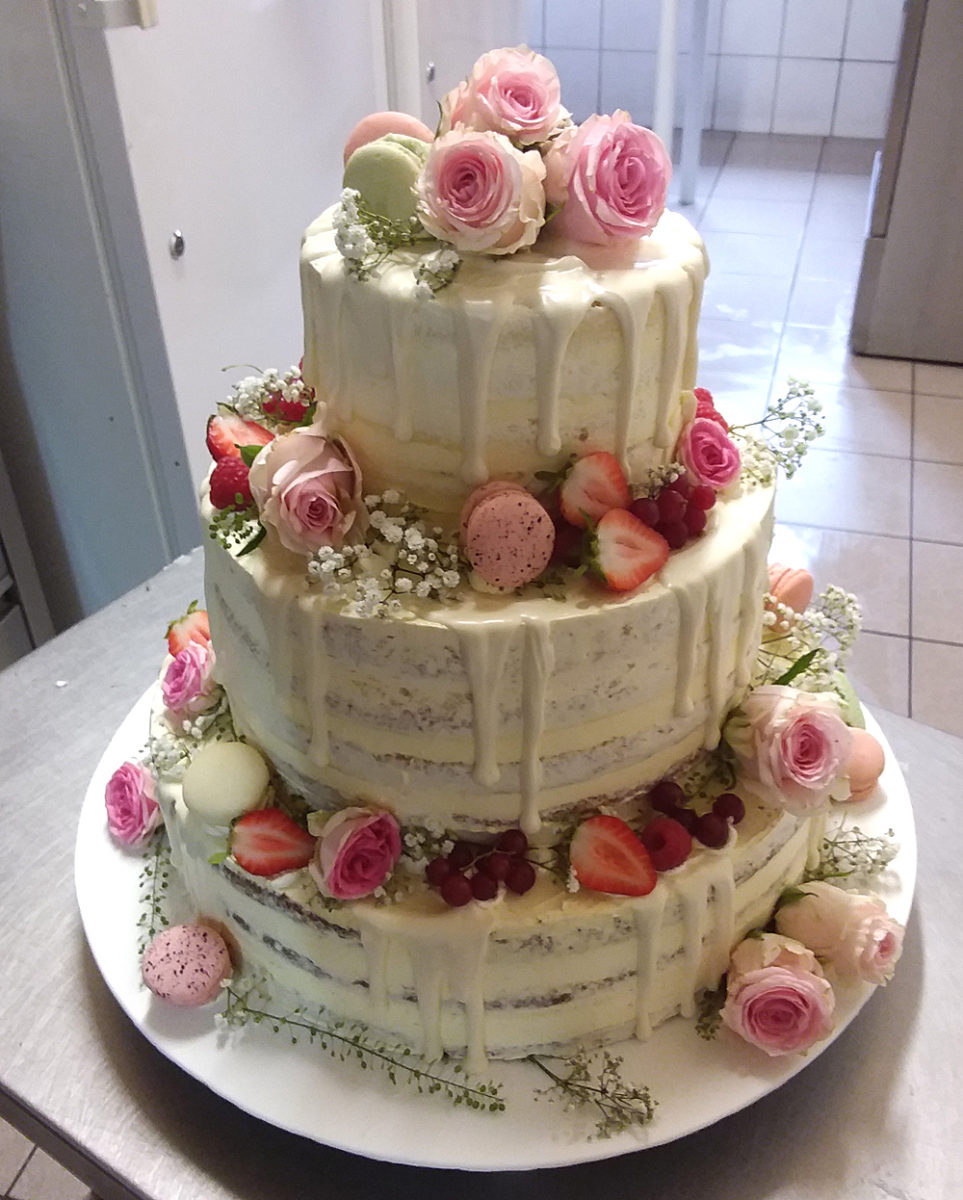 Naked Cake Hochzeitstorte mit Ganache Glasur