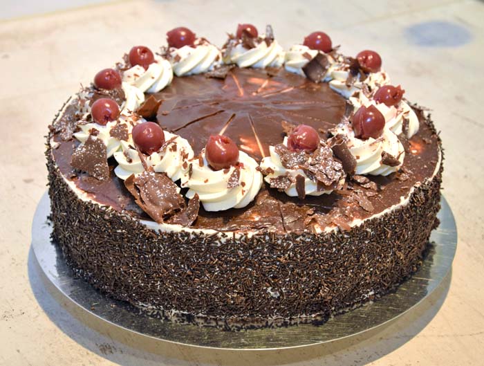 Schwarzwälder-Kirsch-Torte